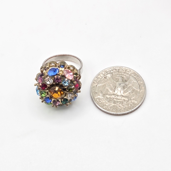Vintage Rhinestone Cocktail Ring - Picture 11 of 12